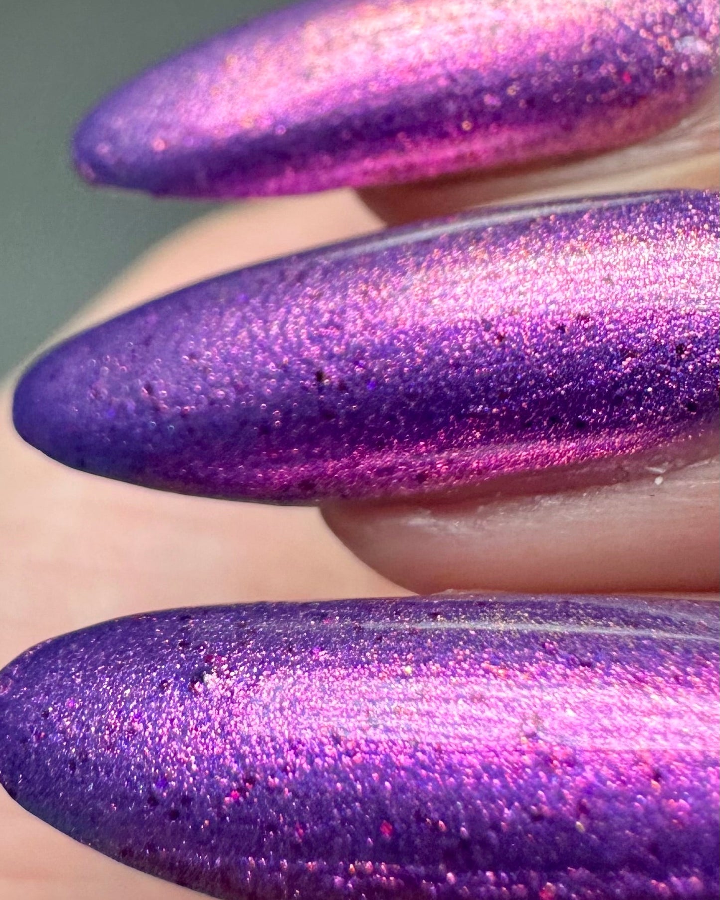 Beads and Throws - Cracked Polish