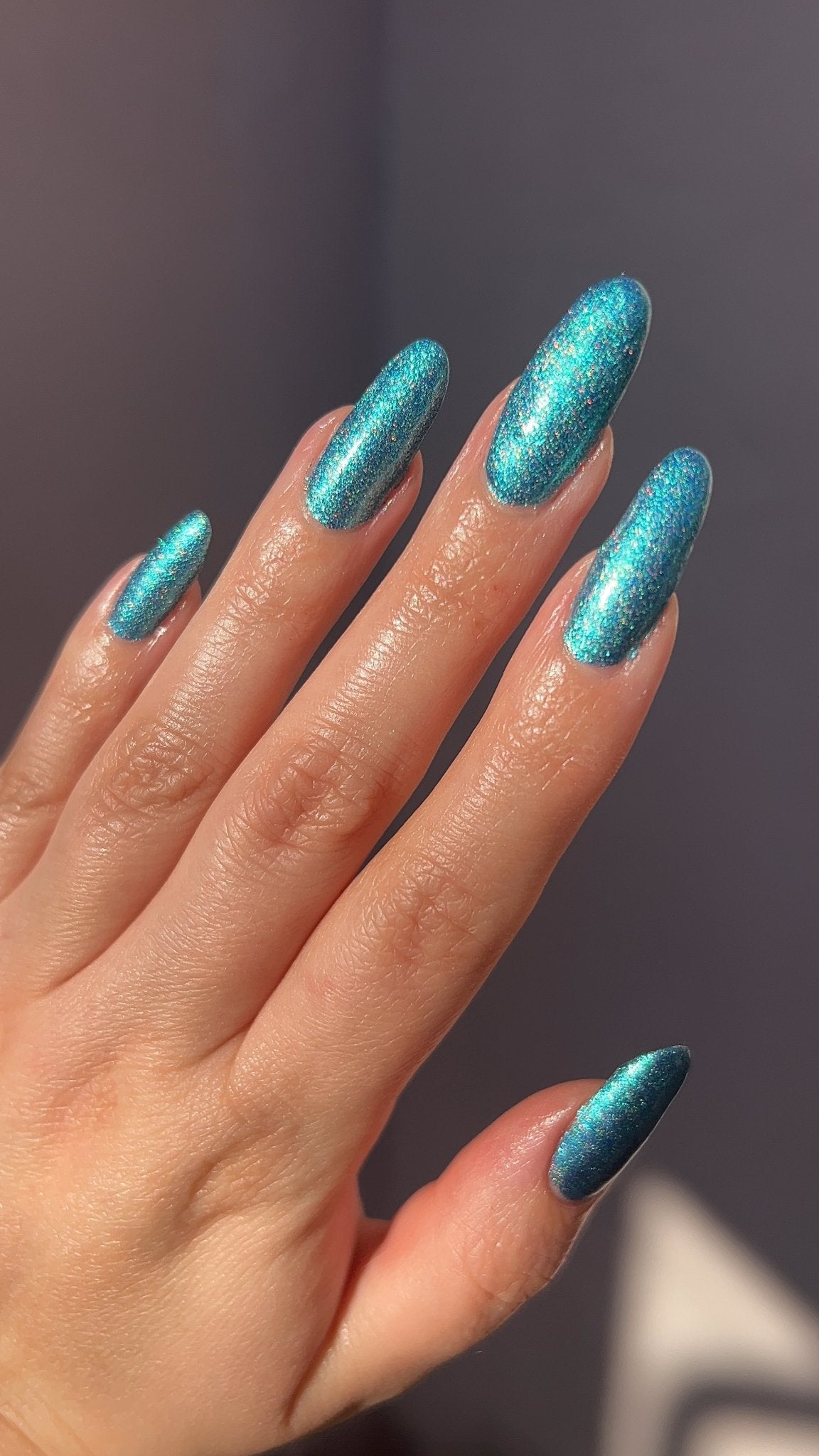 Follow Me Please HHC - Cracked Polish