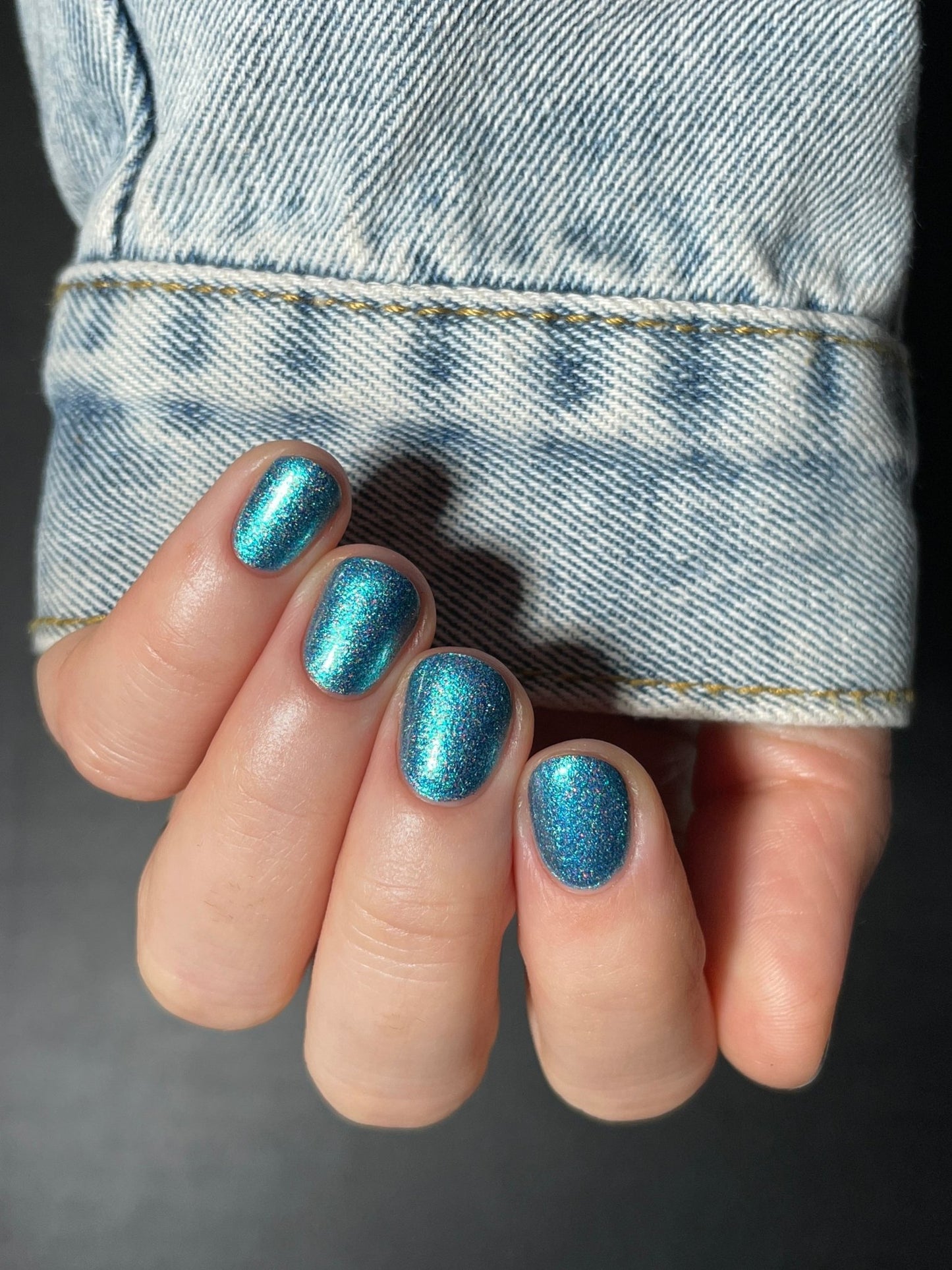 Follow Me Please HHC - Cracked Polish