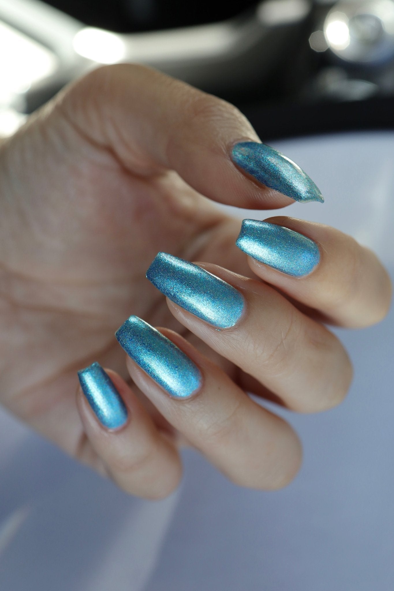 Follow Me Please HHC - Cracked Polish