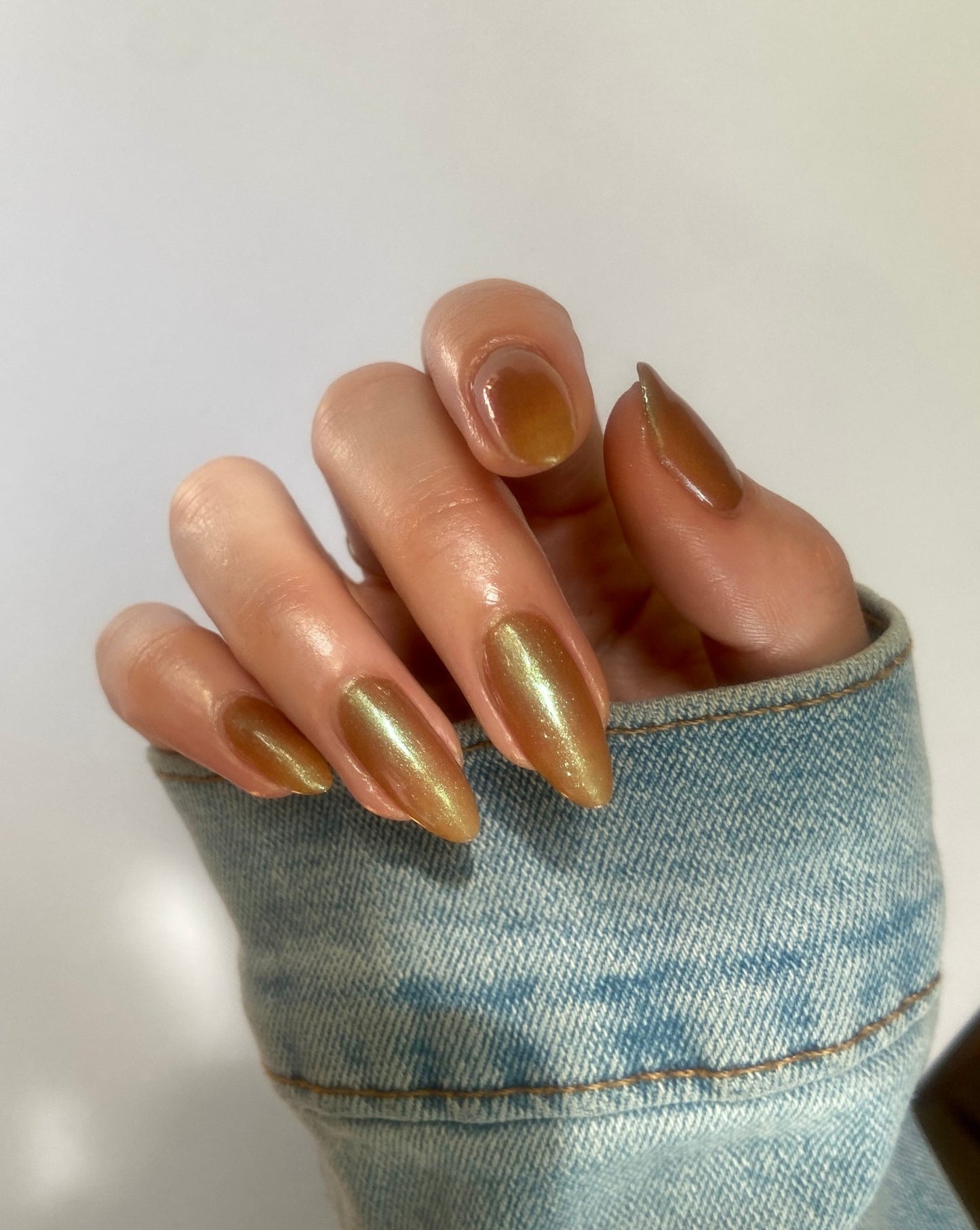 Gloomy Shroomie - Cracked Polish