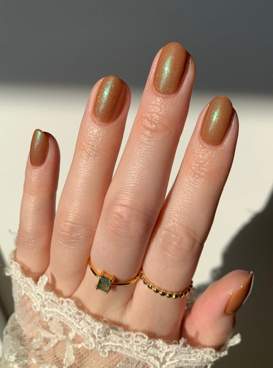 Gloomy Shroomie - Cracked Polish