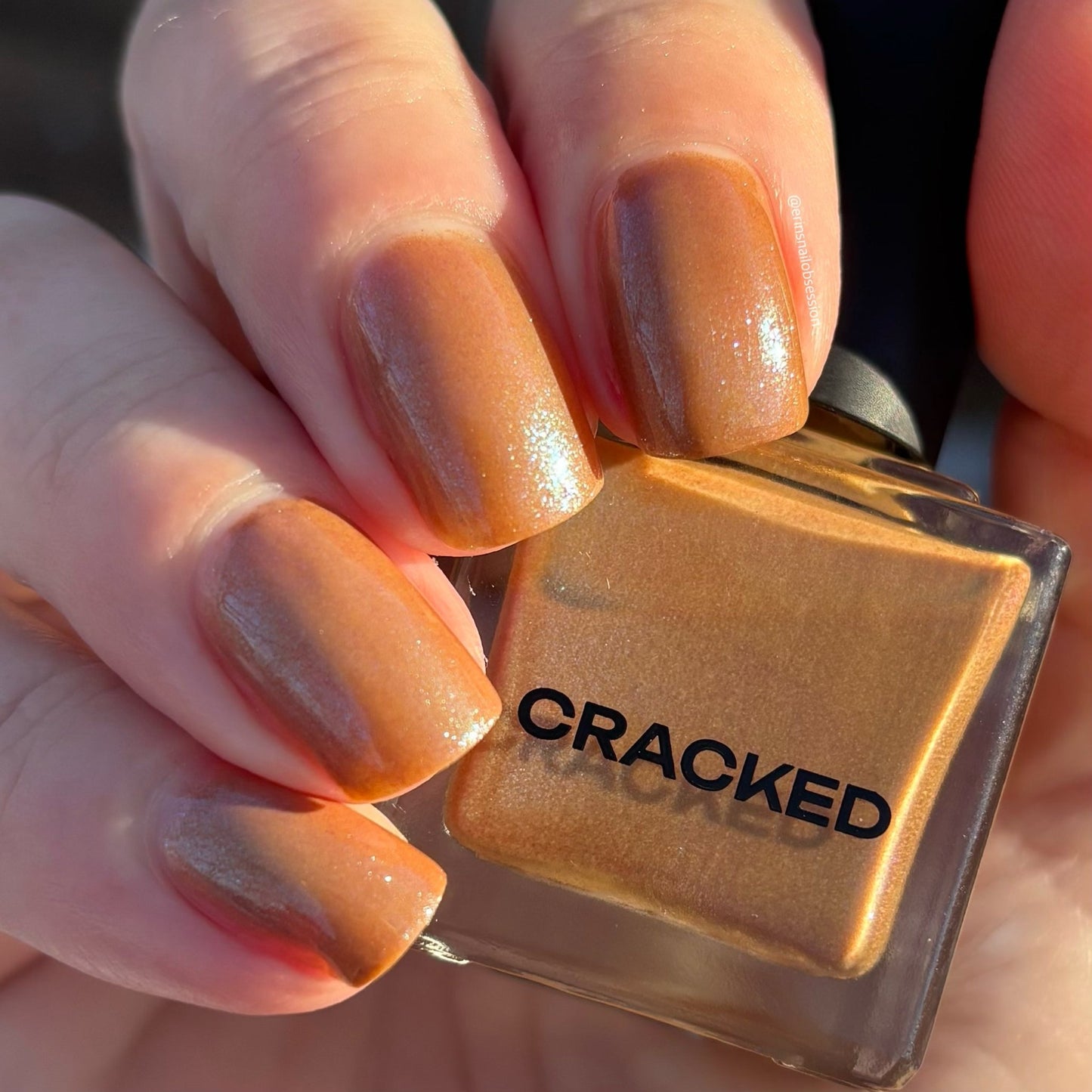 Gloomy Shroomie - Cracked Polish