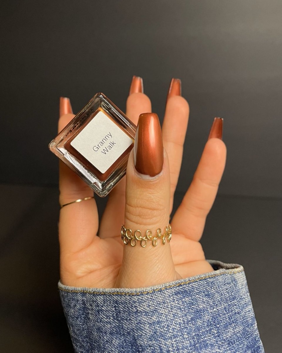 Granny Walk - Cracked Polish