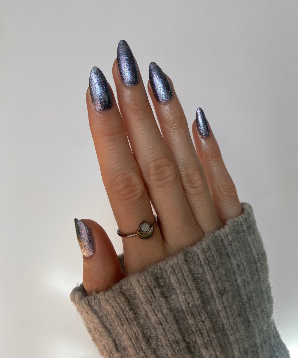 Gray Matters - Cracked Polish