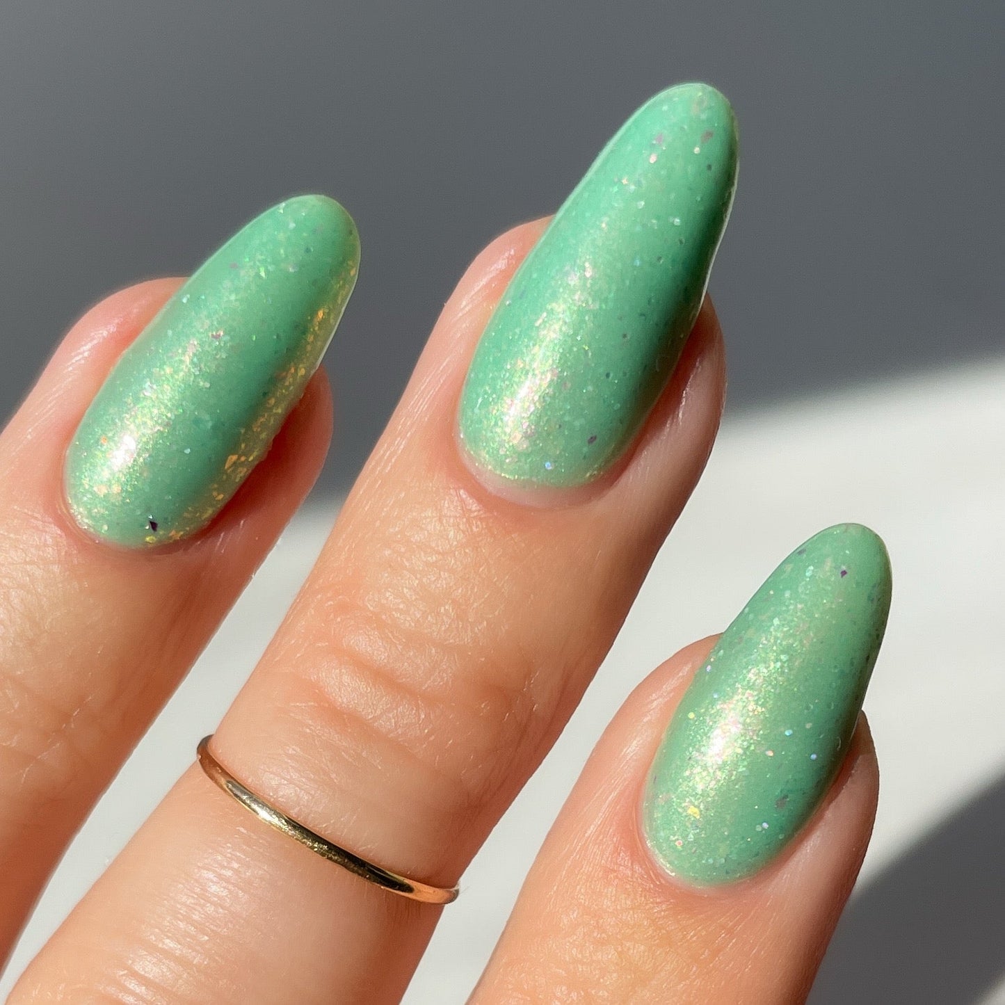 Hidden Lagoon HHC - Cracked Polish