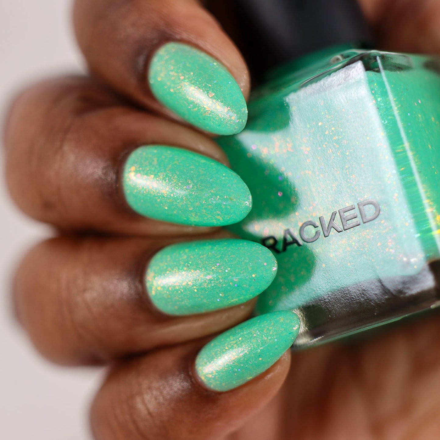 Hidden Lagoon HHC - Cracked Polish