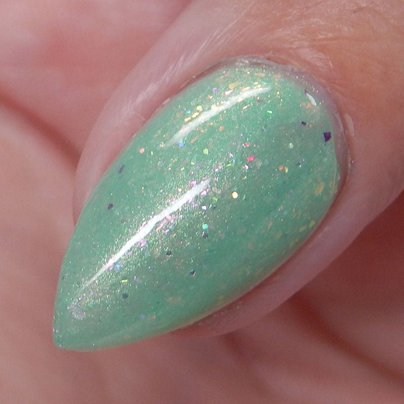 Hidden Lagoon HHC - Cracked Polish