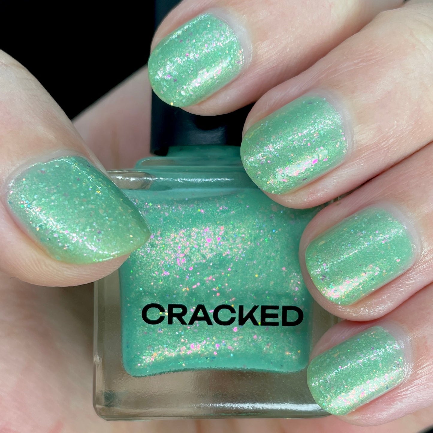 Hidden Lagoon HHC - Cracked Polish