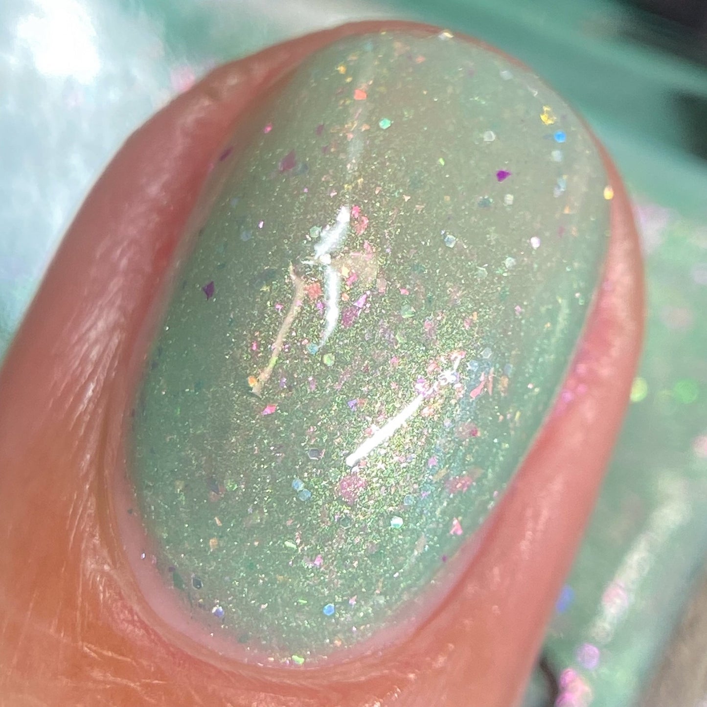 Hidden Lagoon HHC - Cracked Polish