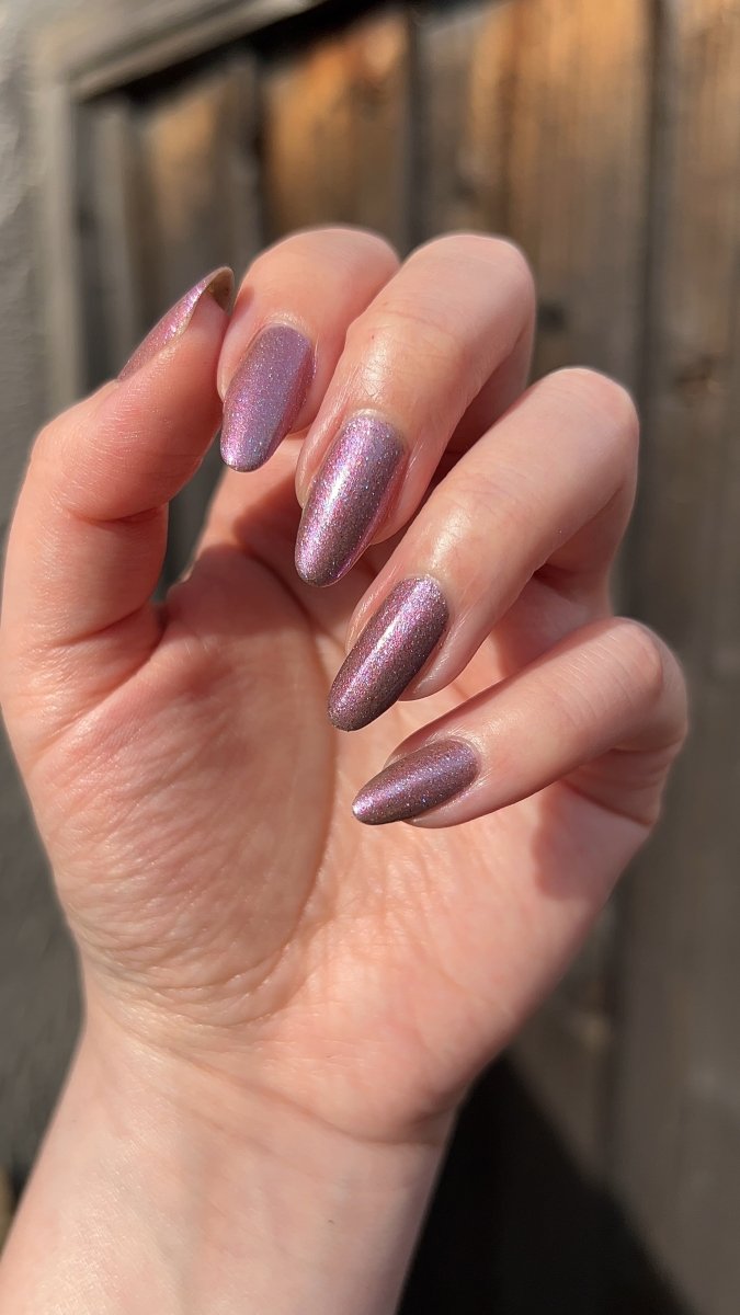 Home Is Where The Mom Is HHC - Cracked Polish