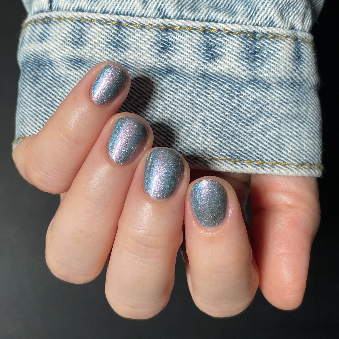 Icy Elegance HHC - Cracked Polish