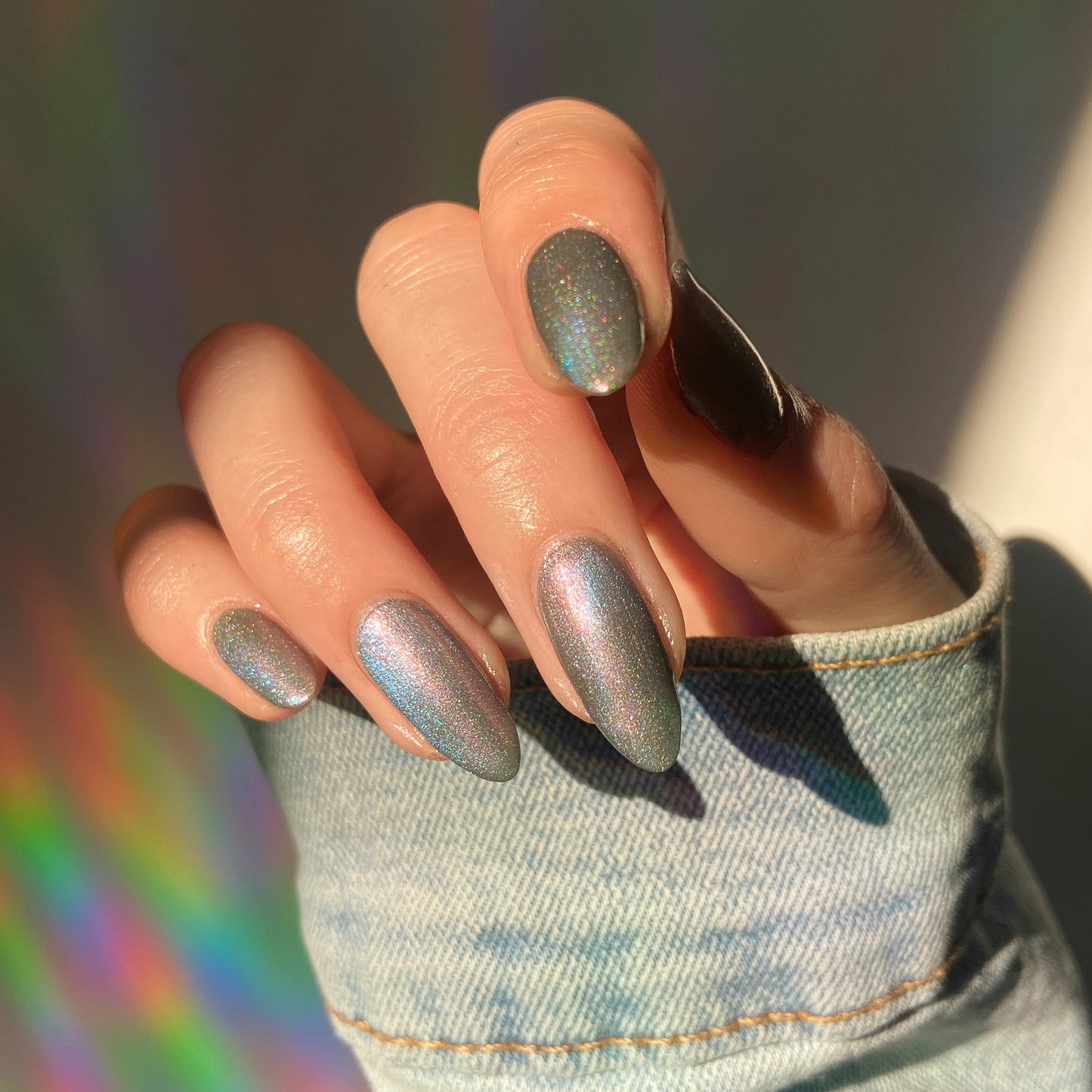 Icy Elegance HHC - Cracked Polish