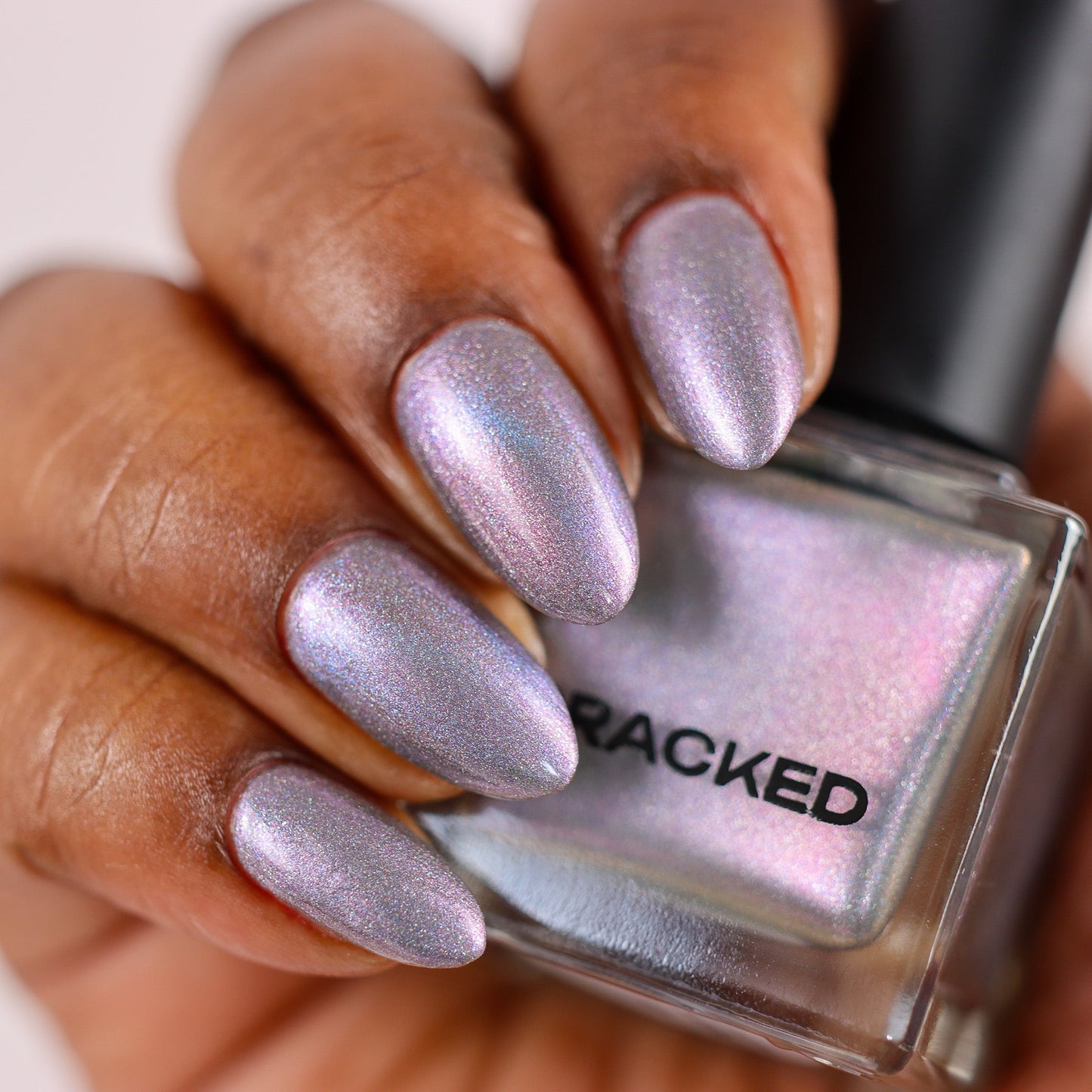 Icy Elegance HHC - Cracked Polish