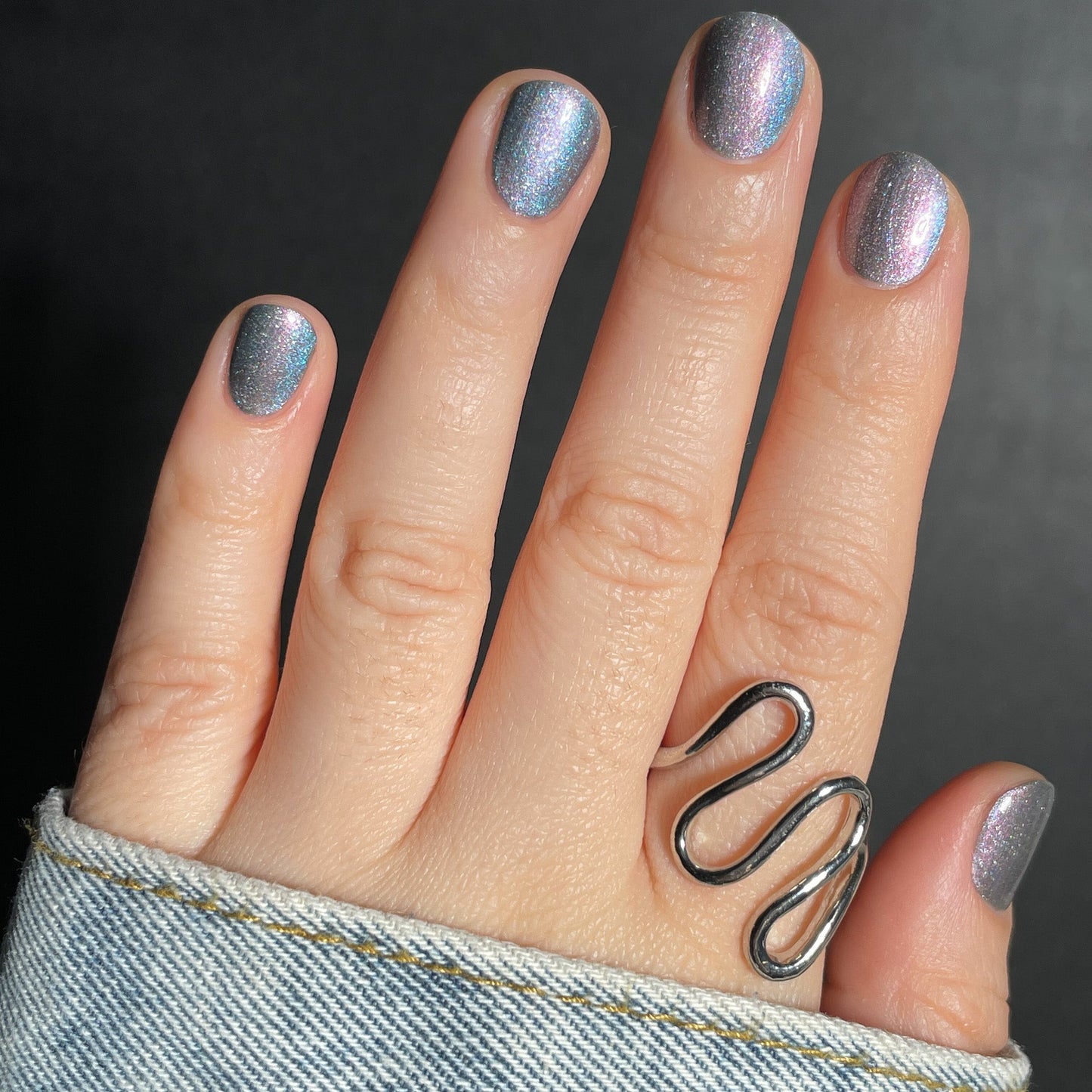 Icy Elegance HHC - Cracked Polish