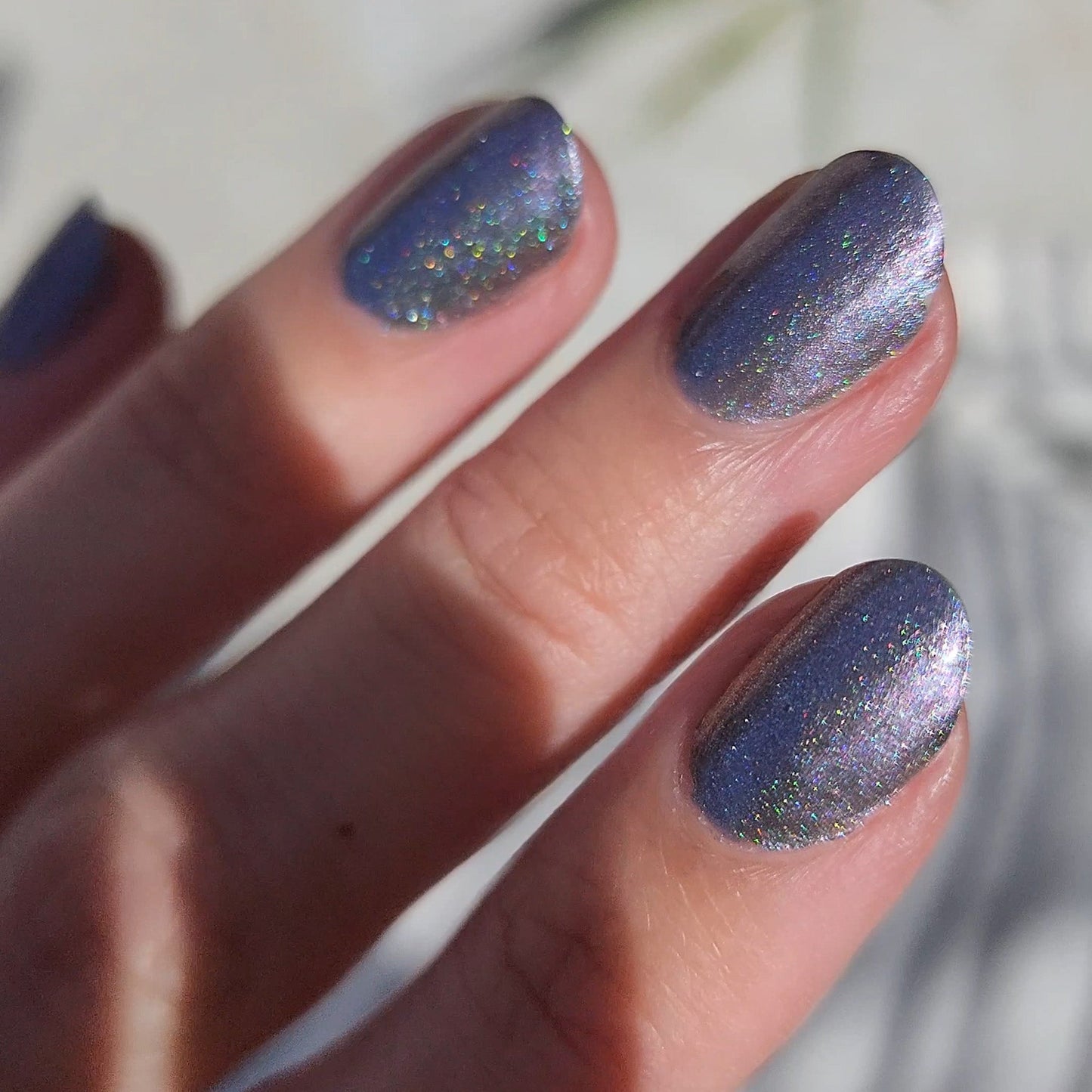 Icy Elegance HHC - Cracked Polish