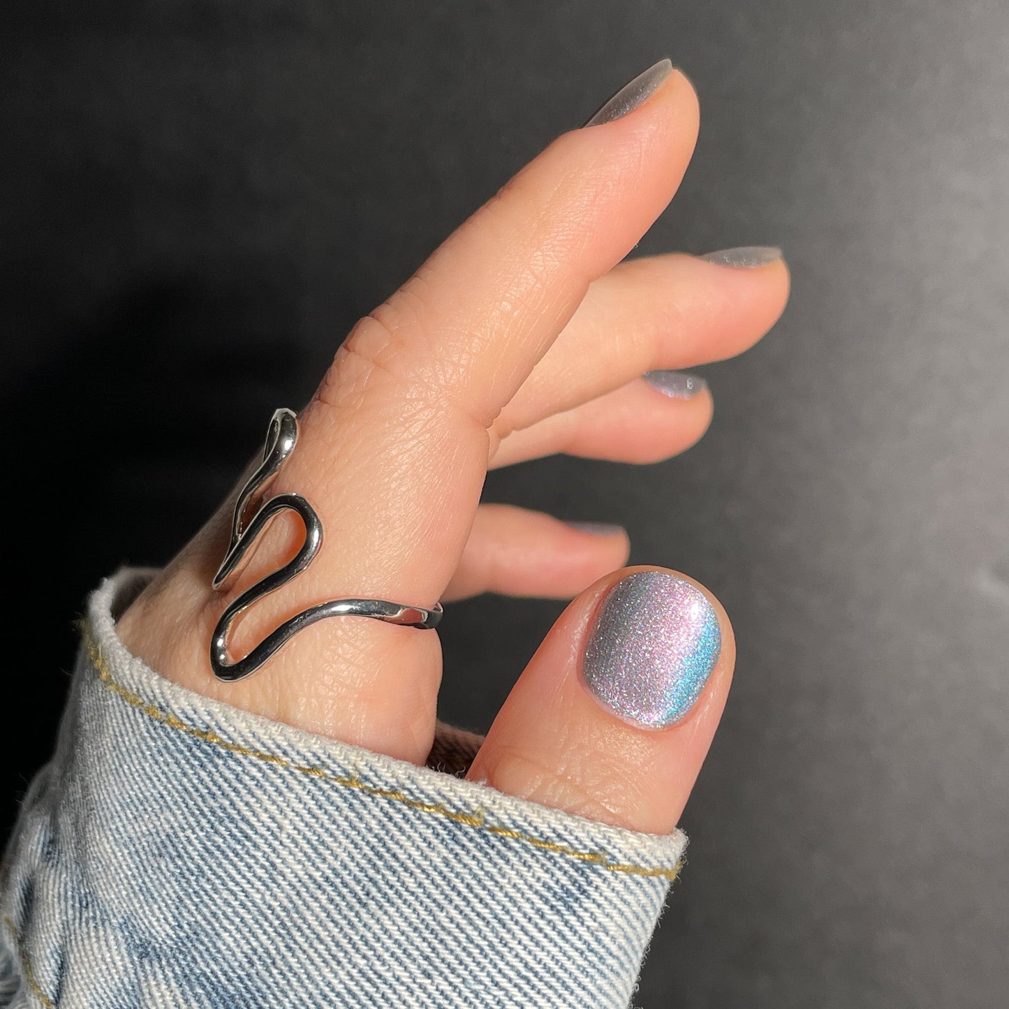 Icy Elegance HHC - Cracked Polish
