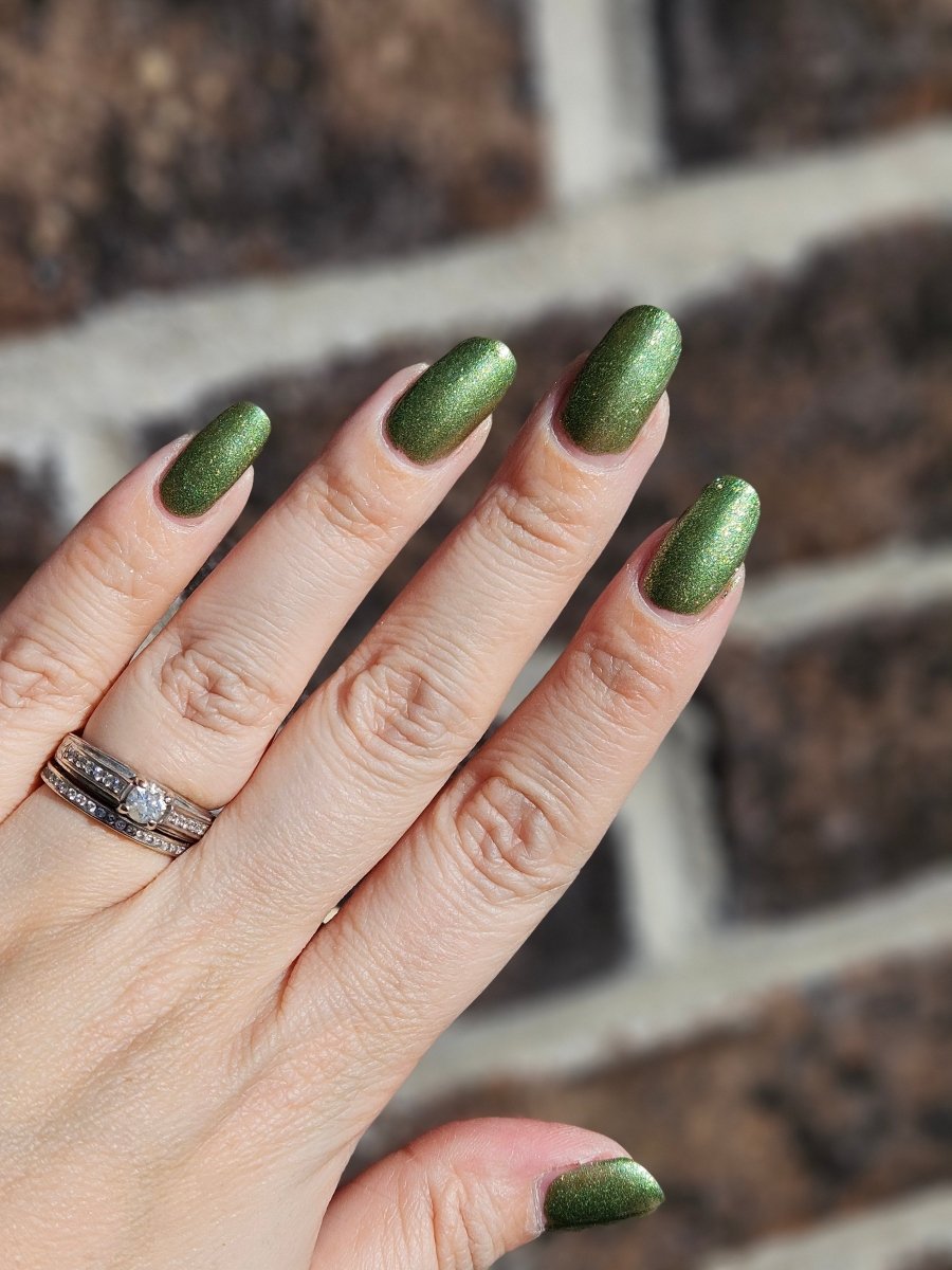 It's Hard Out Here - Cracked Polish