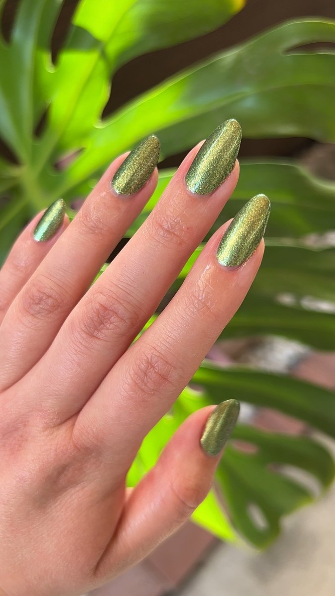 It's Hard Out Here - Cracked Polish