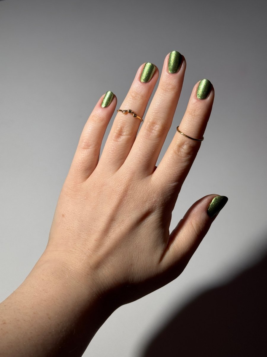 It's Hard Out Here - Cracked Polish