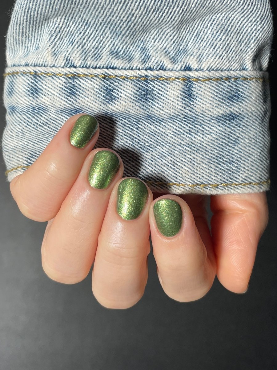 It's Hard Out Here - Cracked Polish