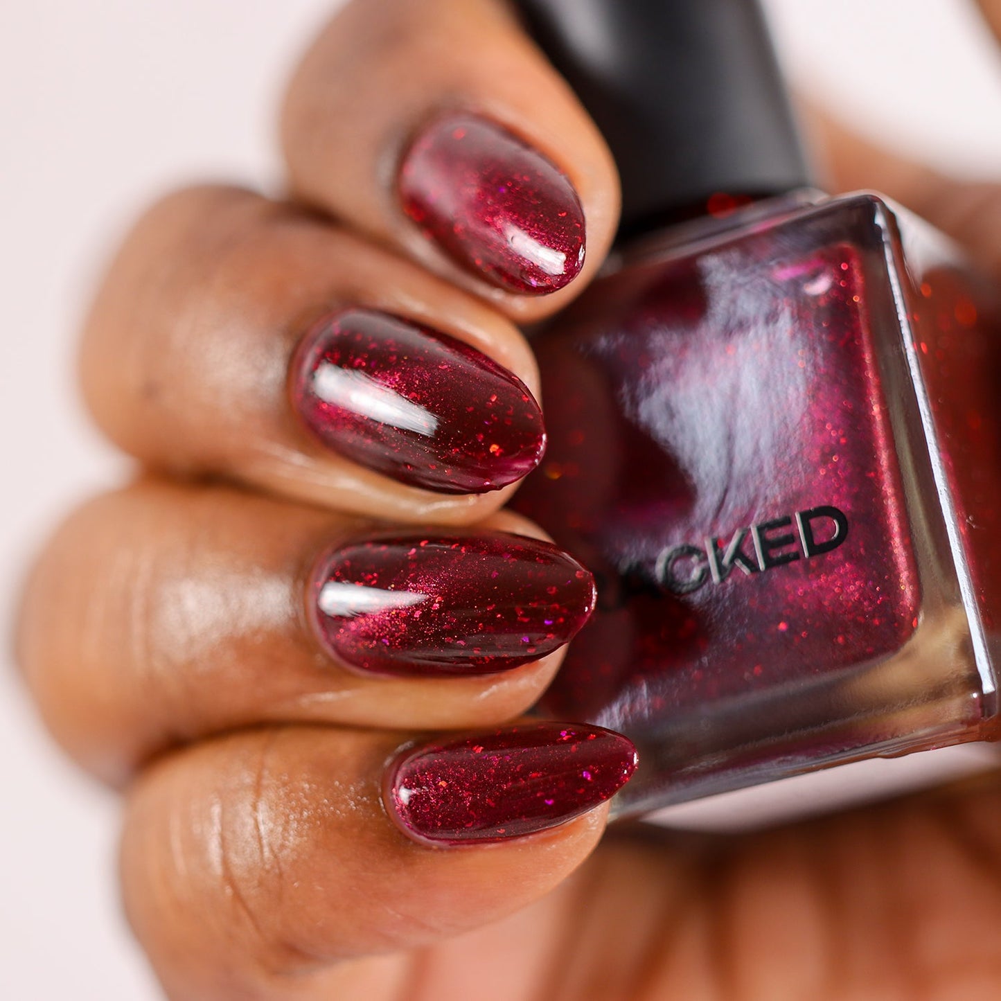 Mad Love HHC - Cracked Polish