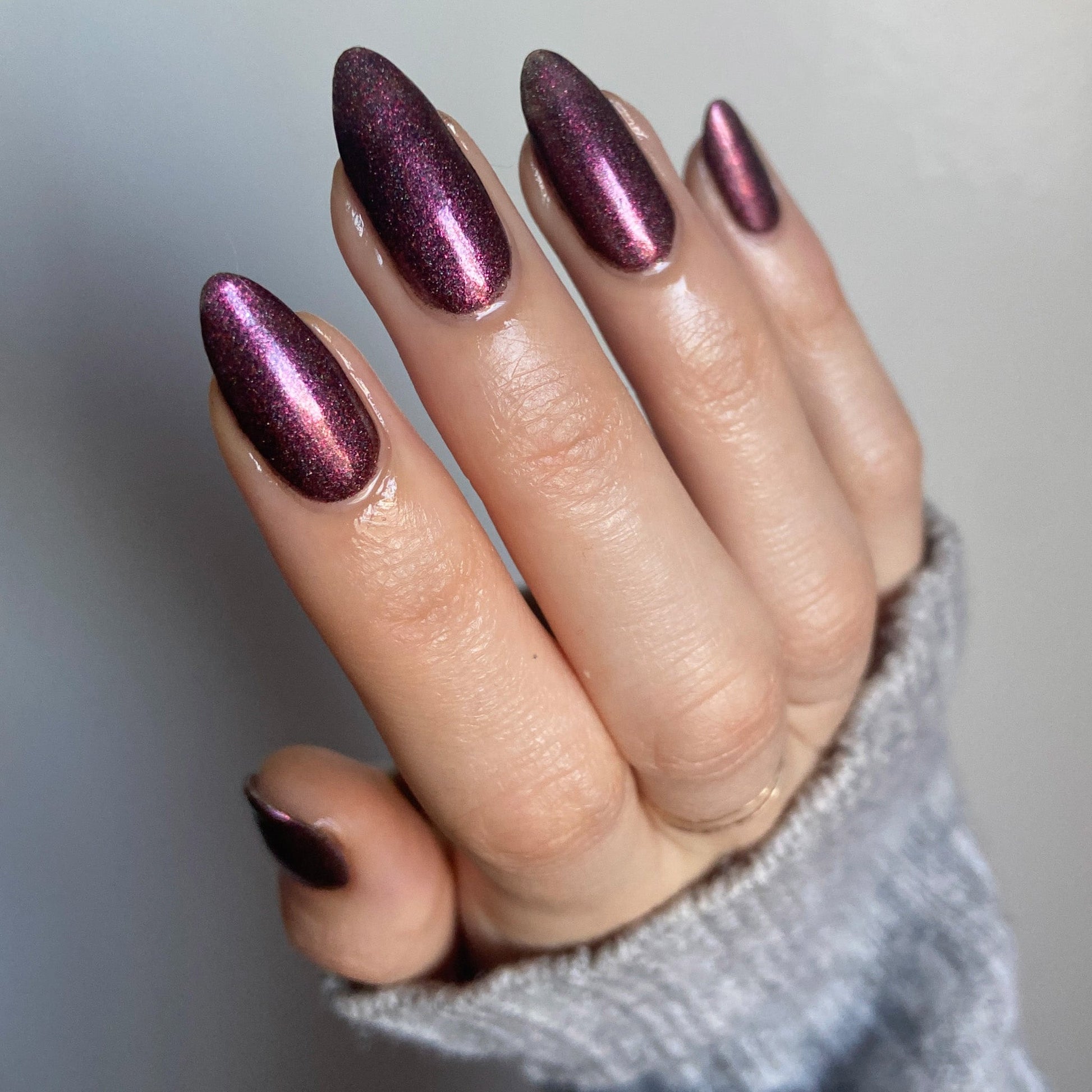 Magic Not Miracles HHC - Cracked Polish