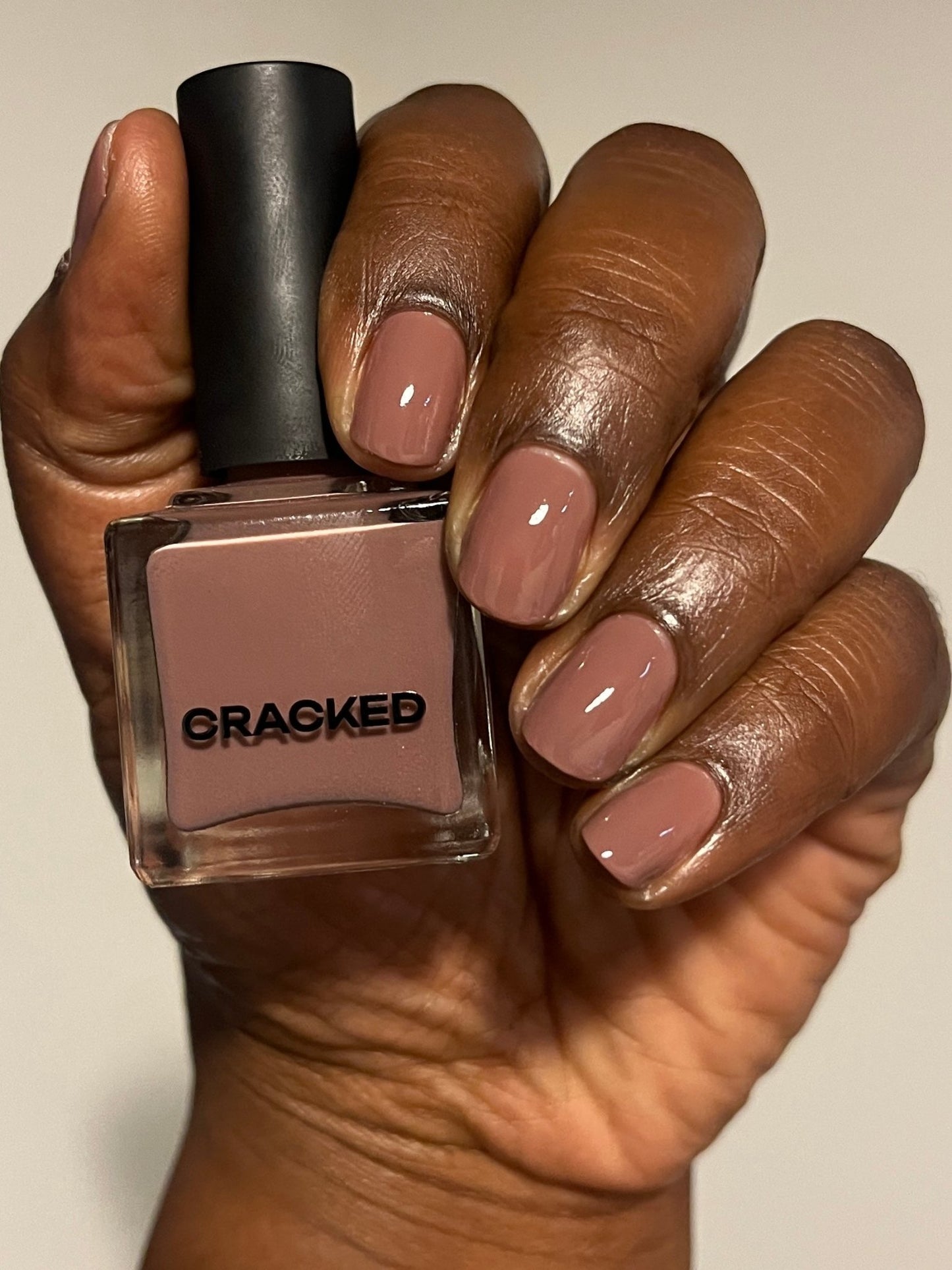 Mocha Mousse - Cracked Polish