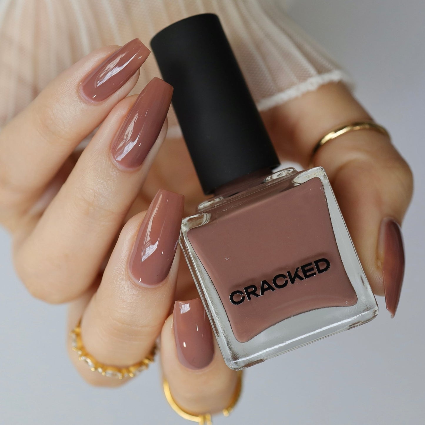 Mocha Mousse - Cracked Polish