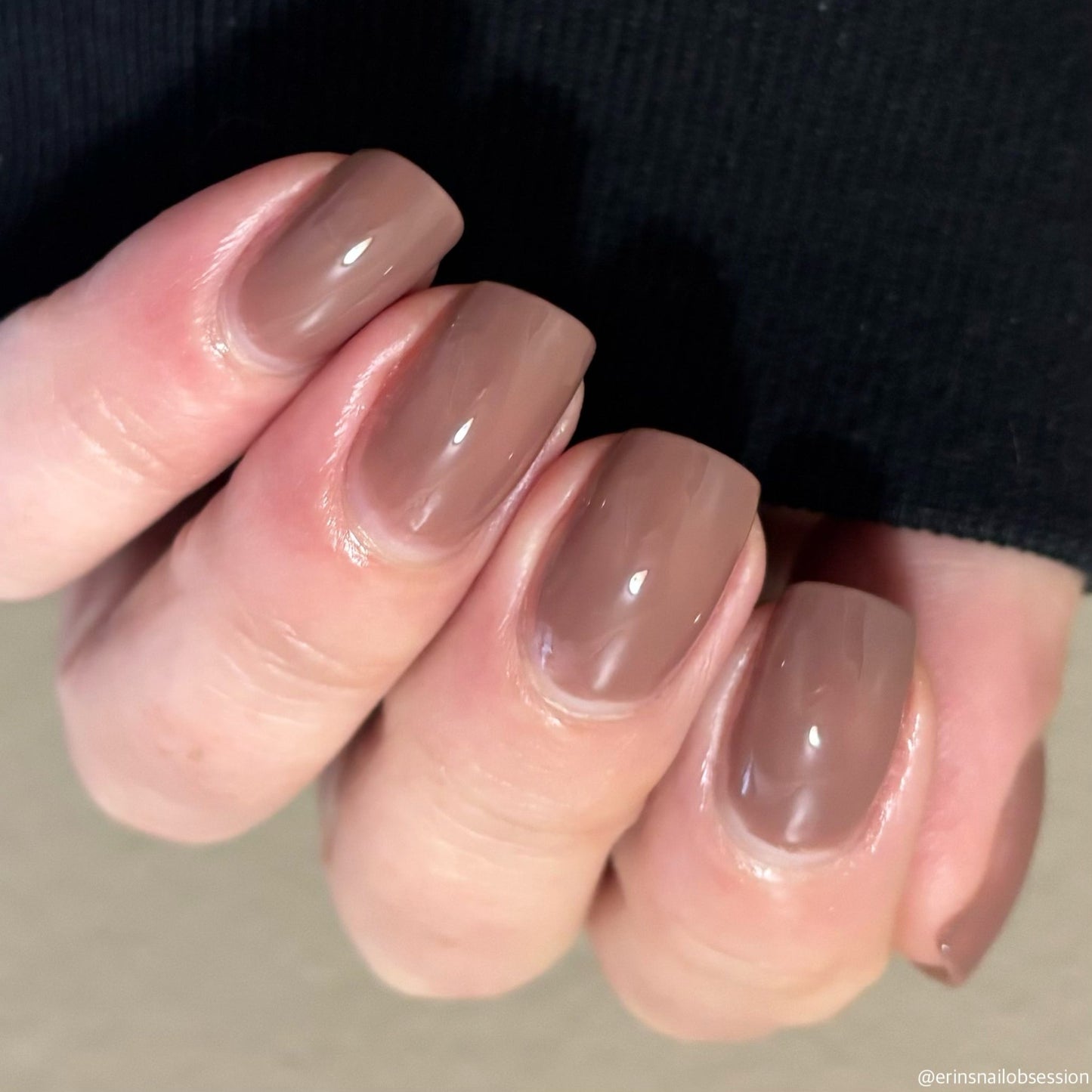 Mocha Mousse - Cracked Polish