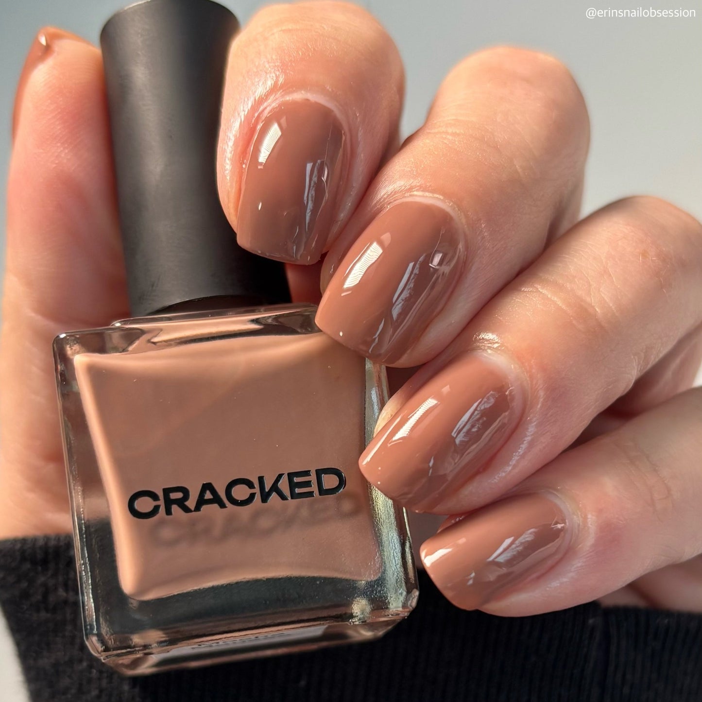 Mocha Mousse - Cracked Polish