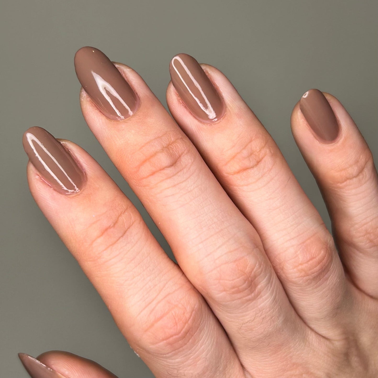 Mocha Mousse - Cracked Polish