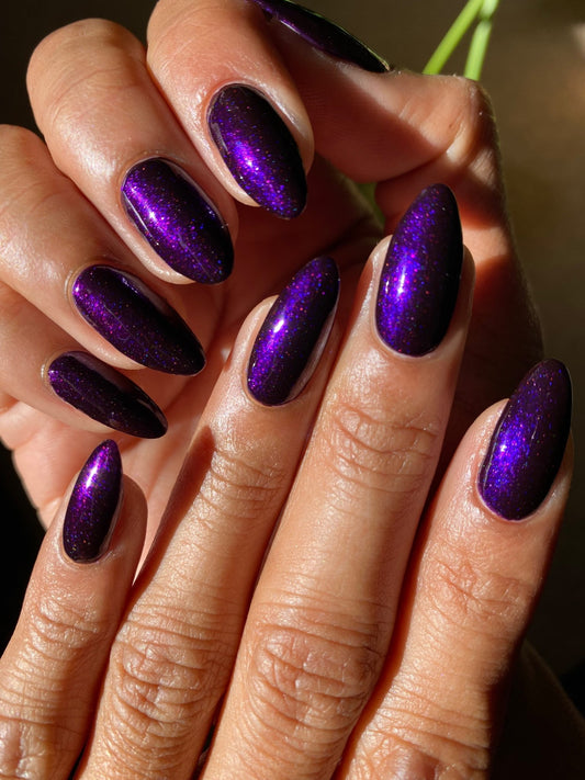 Mysteriously Me - Cracked Polish