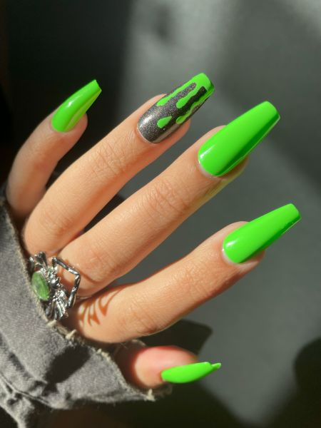 Ooze - Cracked Polish