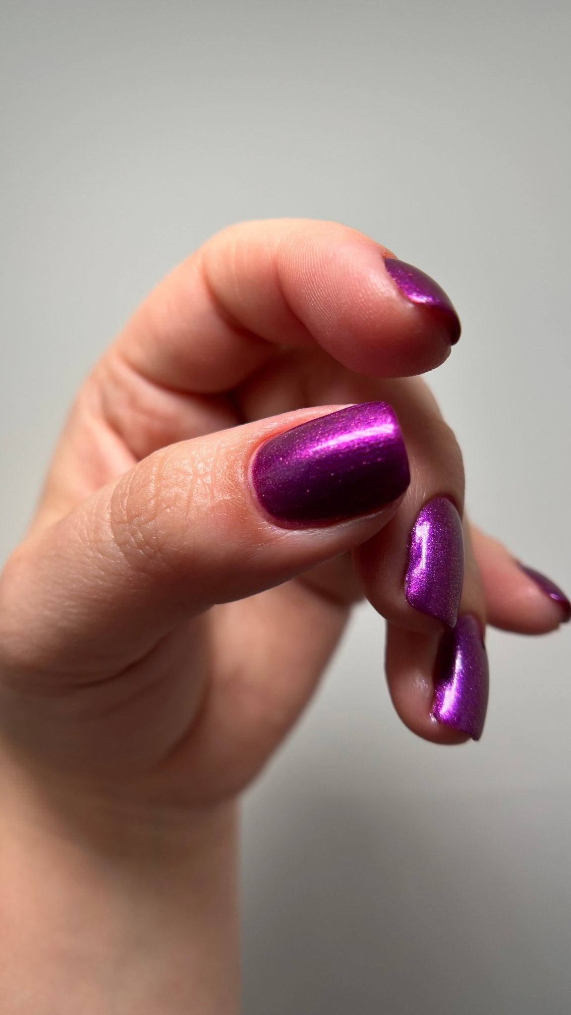 Rooted In Strength HHC - Cracked Polish