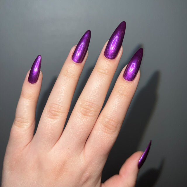 Rooted In Strength HHC - Cracked Polish