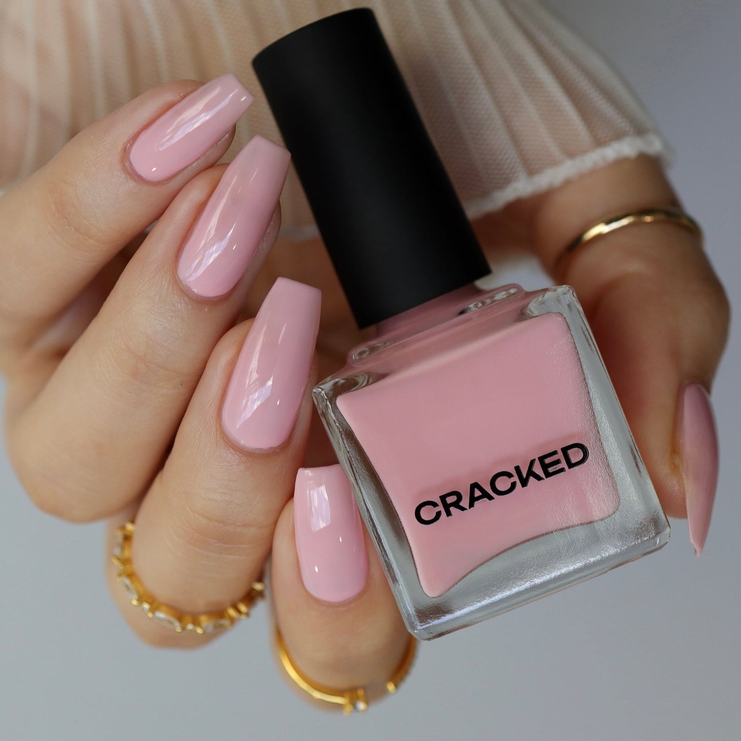 She Doesn't Even Go Here - Cracked Polish