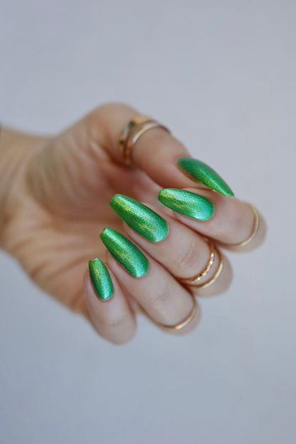 Boujee Emerald - Cracked Polish