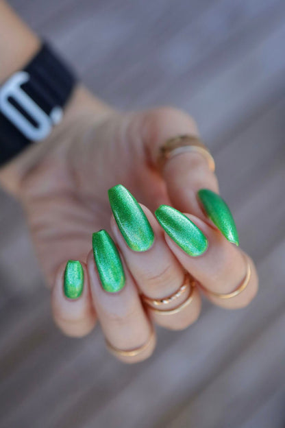 Boujee Emerald - Cracked Polish