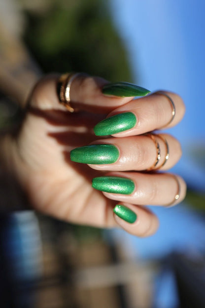 Boujee Emerald - Cracked Polish