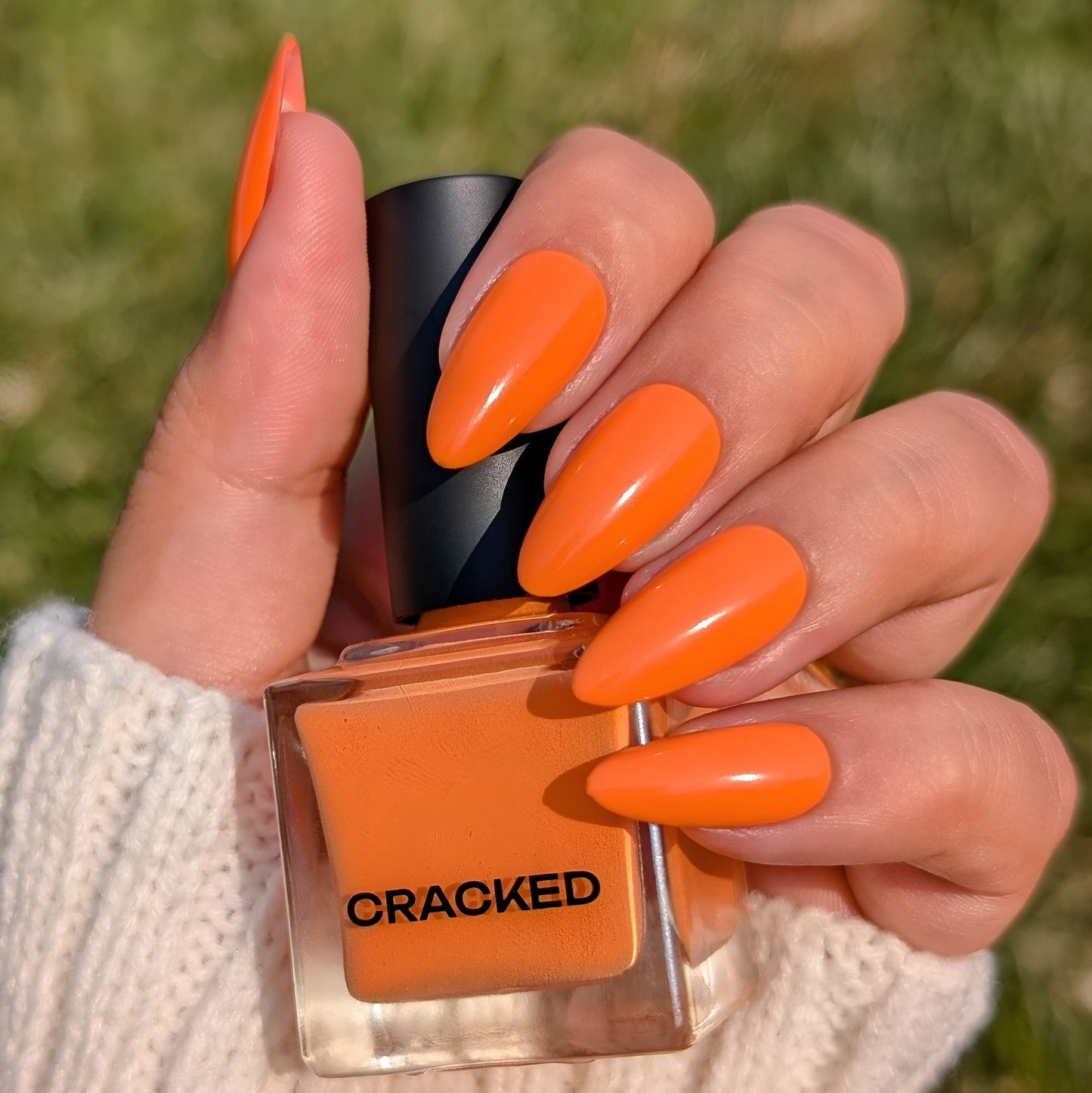 Cut On Coral - Cracked Polish