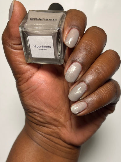 Moonboots - Cracked Polish