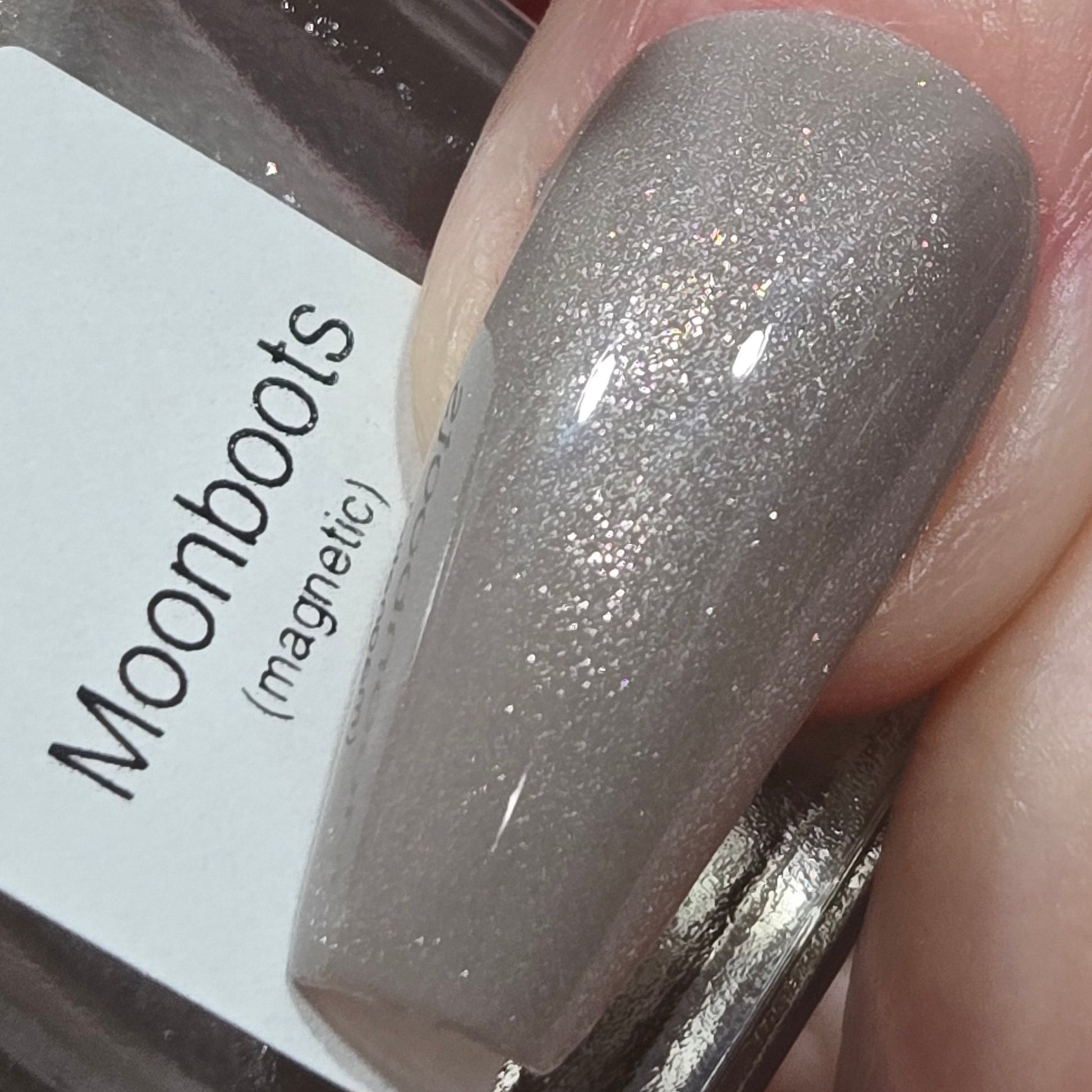 Moonboots - Cracked Polish